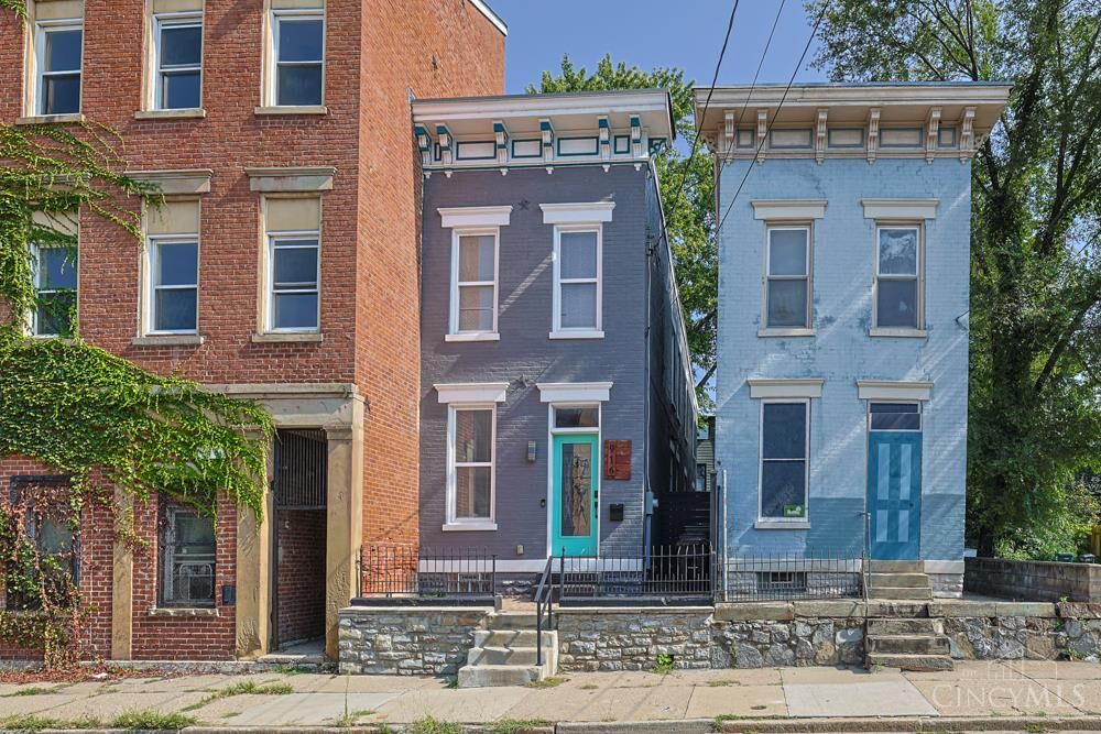 Property Photo: 916 Findlay Street OH 45214