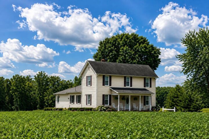 Property Photo:  4199 Winchester Pike  OH 43232 