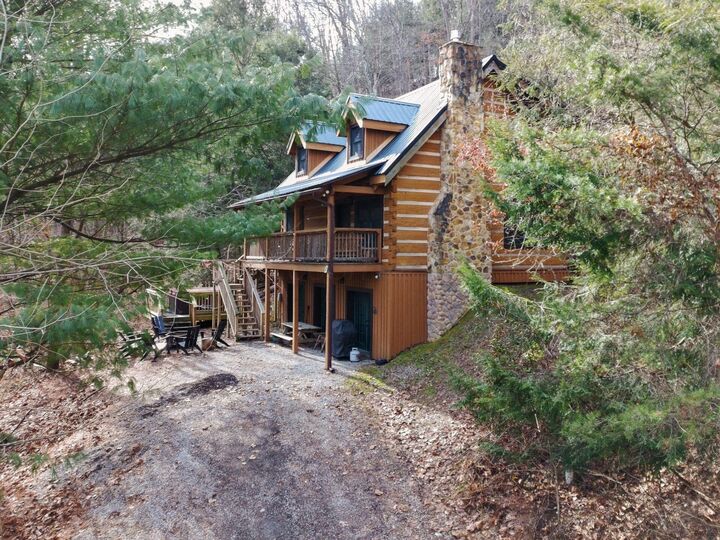 Property Photo:  18591 Hockman Road  OH 43149 