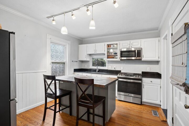 Property Photo:  754 Beech Street  OH 43206 