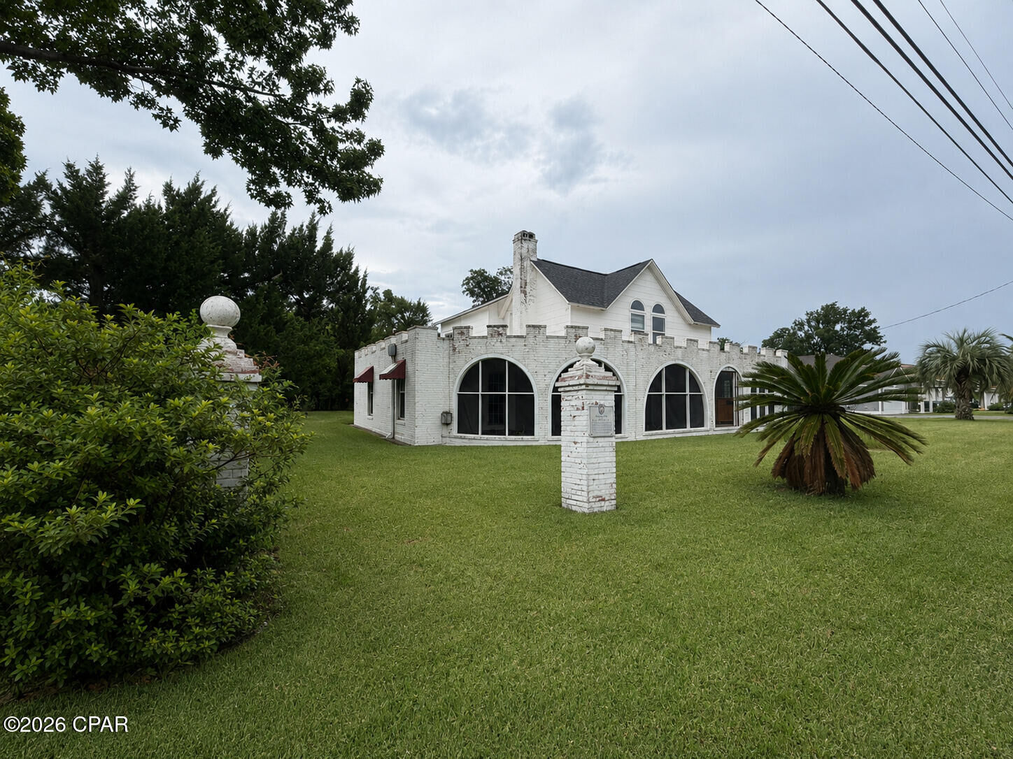 Property Photo: 1018 Indiana Avenue FL 32444