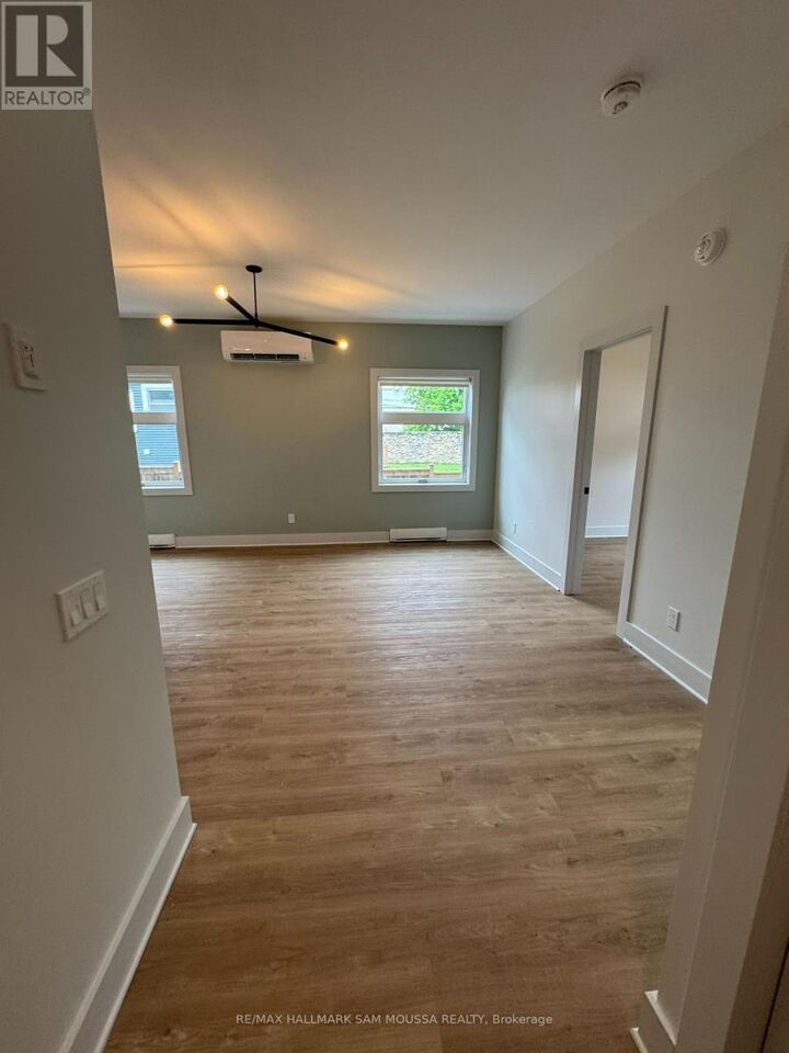 Property Photo:  55 Drummond Street East 104  ON K7H 1G3 