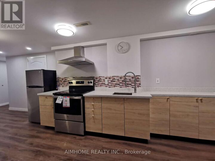 Property Photo: 17 Boticelli Way ON L4H 0C6
