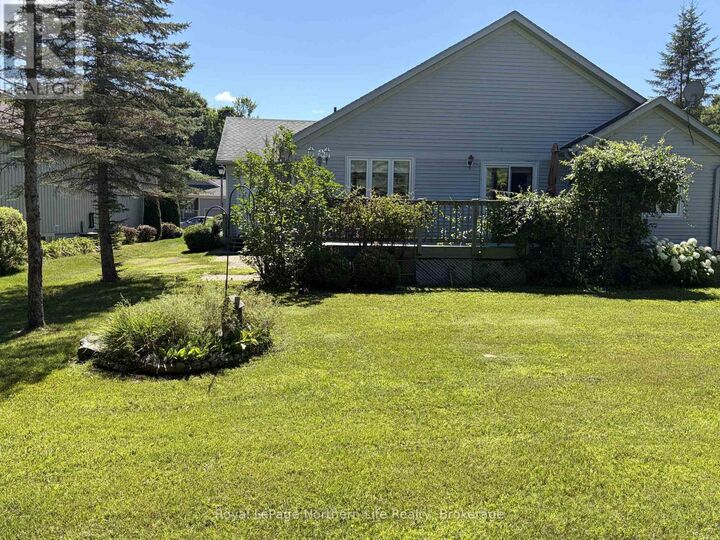 Property Photo:  2 Twigs End  ON P1P 1Z2 