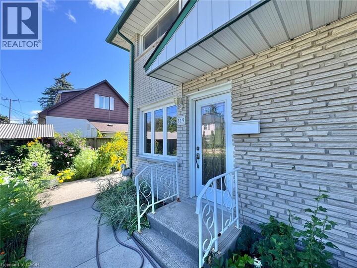 Property Photo:  327 South Montrose Street South 319  ON N3H 2J4 