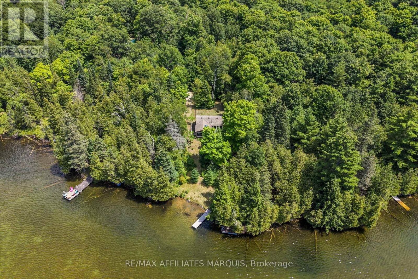 Property Photo:  1015 Penyck  Lake Lane  ON K0H 2P0 