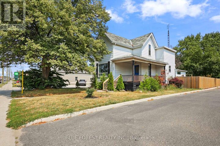 Property Photo:  305 St Clair Street  ON N7L 3J8 