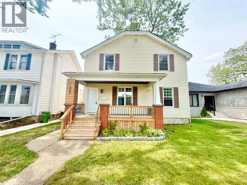 Property Photo: 427 Cameron ON N9B 1Y9