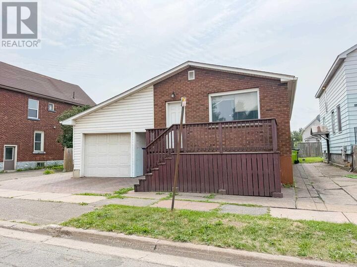 Property Photo: 655 Queen St W ON P6A 1B1