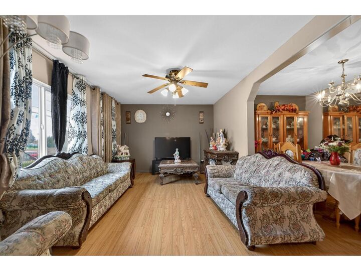 Property Photo:  7576 140 Street  BC V3W 5J8 