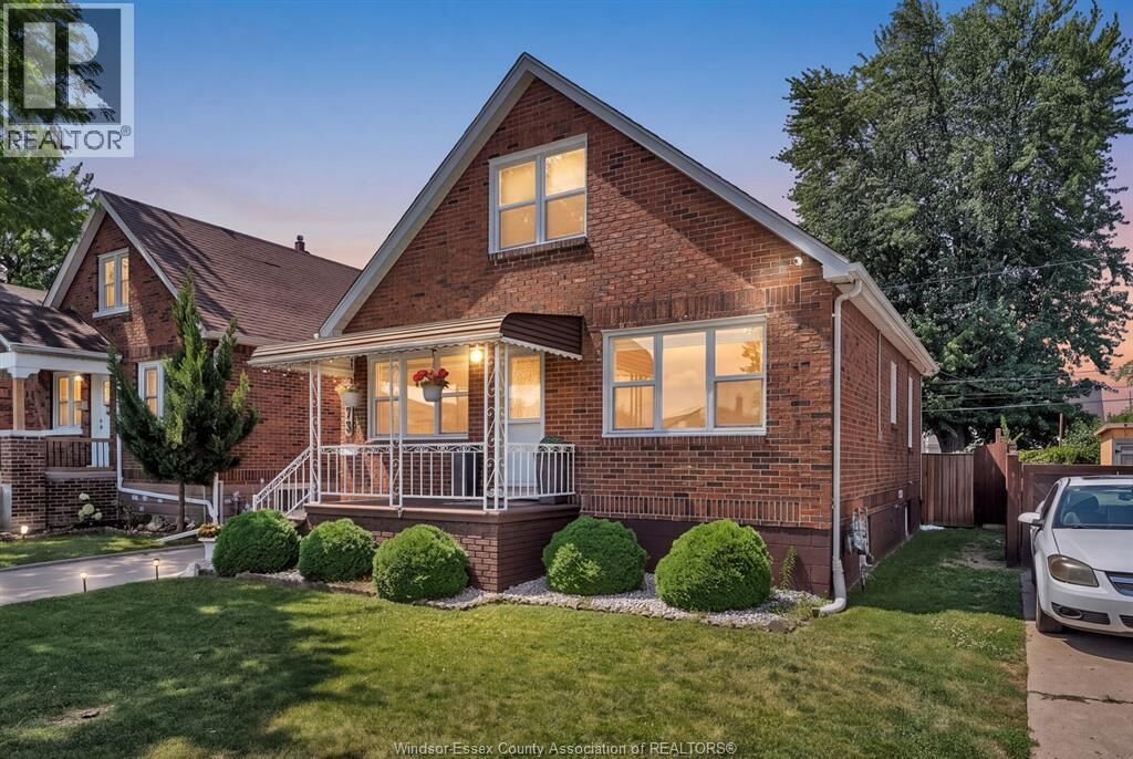 Property Photo:  1873 Alexis Road  ON N8W 3Y7 