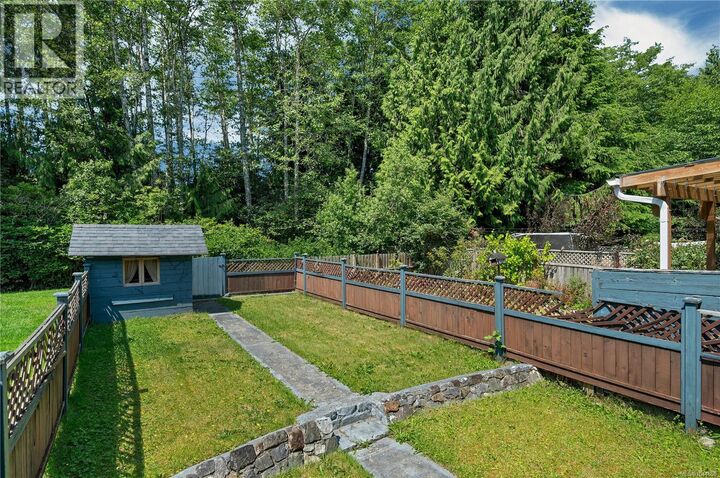 Property Photo: 7312 Pine Drive BC V0N 2P0