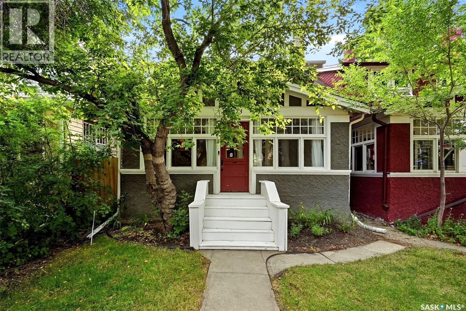 Property Photo:  2273 Cameron Street  SK S4T 2V9 