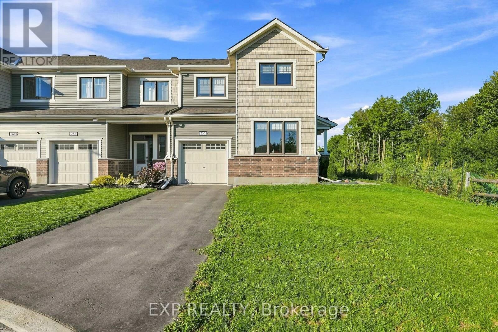 Property Photo:  256 Billrian Crescent  ON K2S 3A5 