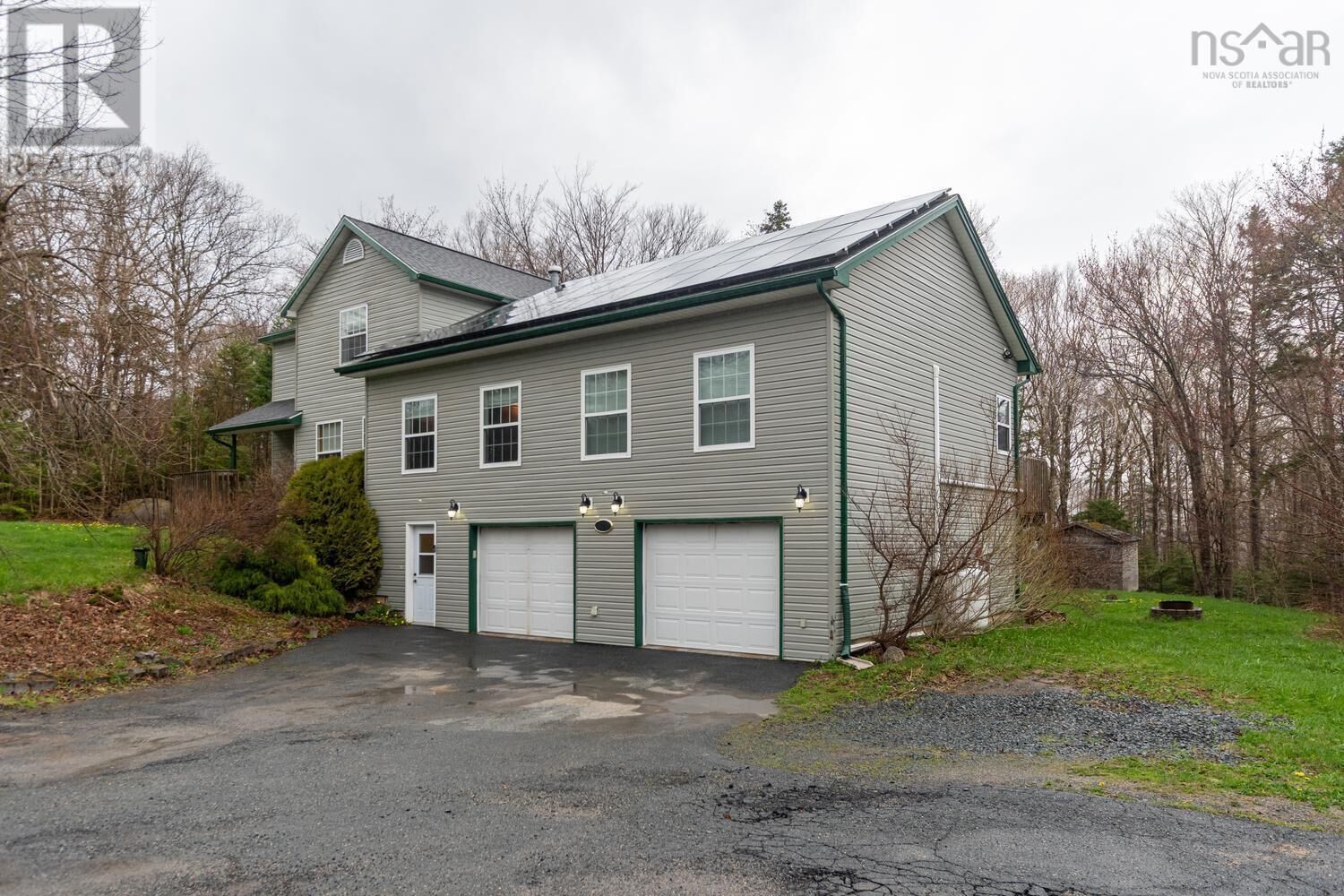 Property Photo: 10 Sylvania Terrace NS B3Z 1J1