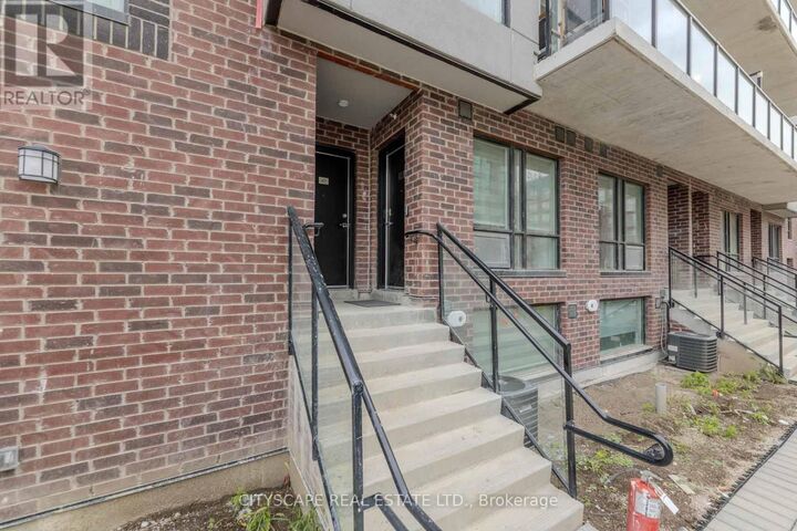 Property Photo:  871 Sheppard Avenue West 46  ON M3H 0E8 