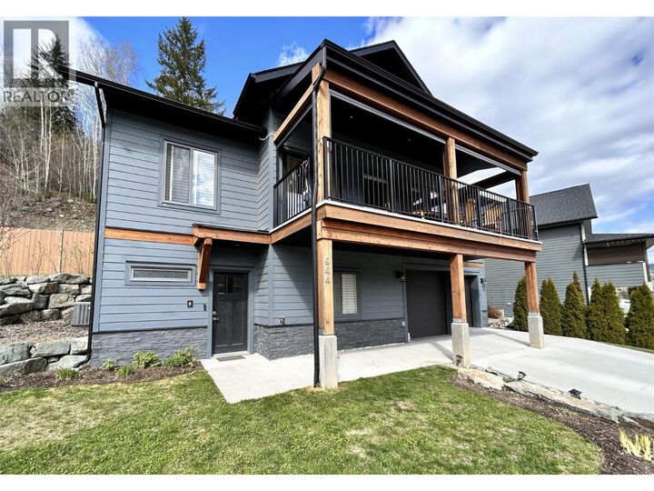 Property Photo: 944 Redstone Drive BC V0G 1Y0
