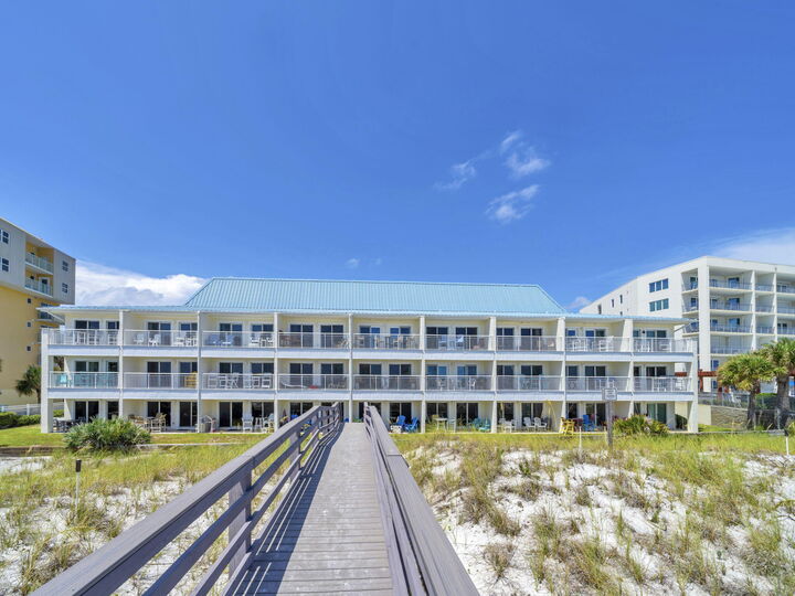 Property Photo:  862 Scallop Court 205  FL 32548 