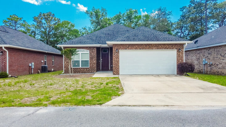 Property Photo:  557 Valparaiso Parkway  FL 32580 