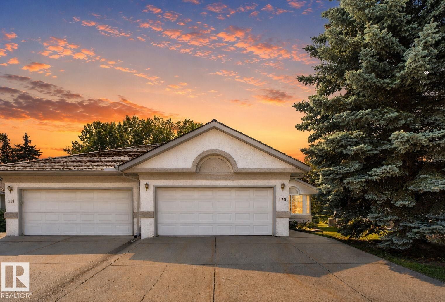 Property Photo: 120 Ironwood Place NW AB T6J 6R4