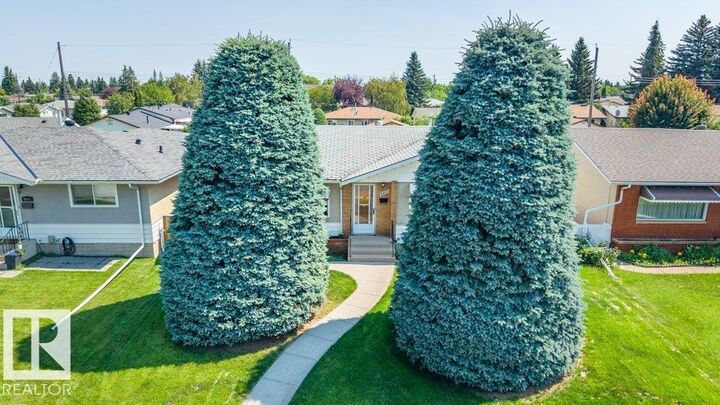 Property Photo: 8507 70 Street NW AB T6B 1W6