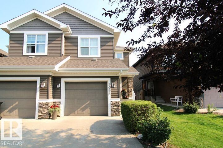 Property Photo: 3048 Harvey Crescent NW AB T6M 0N4