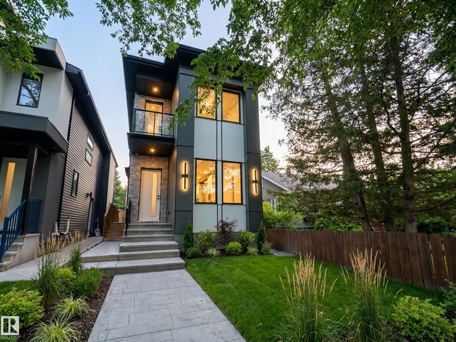 Property Photo: 11230 125 Street NW AB T5M 0M5