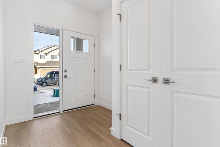 Property Photo: 18863 29 Avenue NW AB T5T 4T8