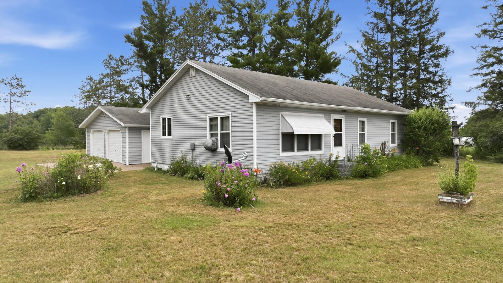 Property Photo: 714N State Highway 40 WI 54835