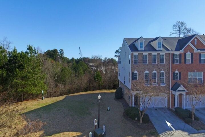 Property Photo: 6135 Indian Wood Circle SE GA 30126