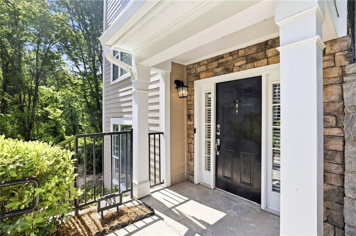 Property Photo: 2400 Cumberland Parkway SE 7 GA 30339