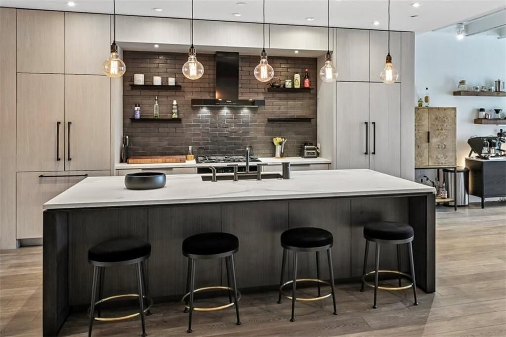 Property Photo: 805 Peachtree Street NE 501 GA 30308
