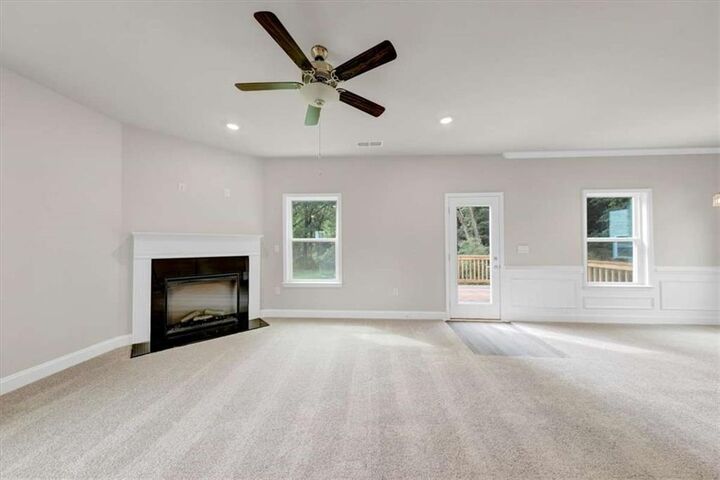 Property Photo: 313 Melanie Court GA 30108