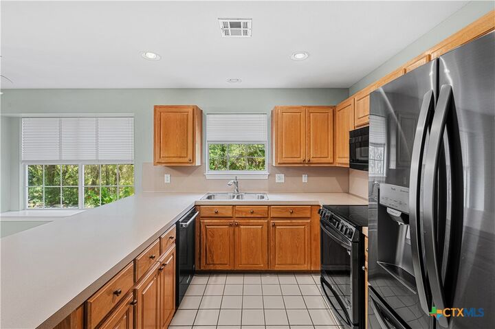 Property Photo: 10302 Rocking H Road TX 76571