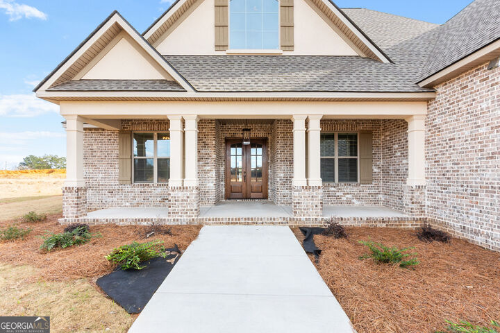 Property Photo:  136 Pridgen Pass  GA 31069 