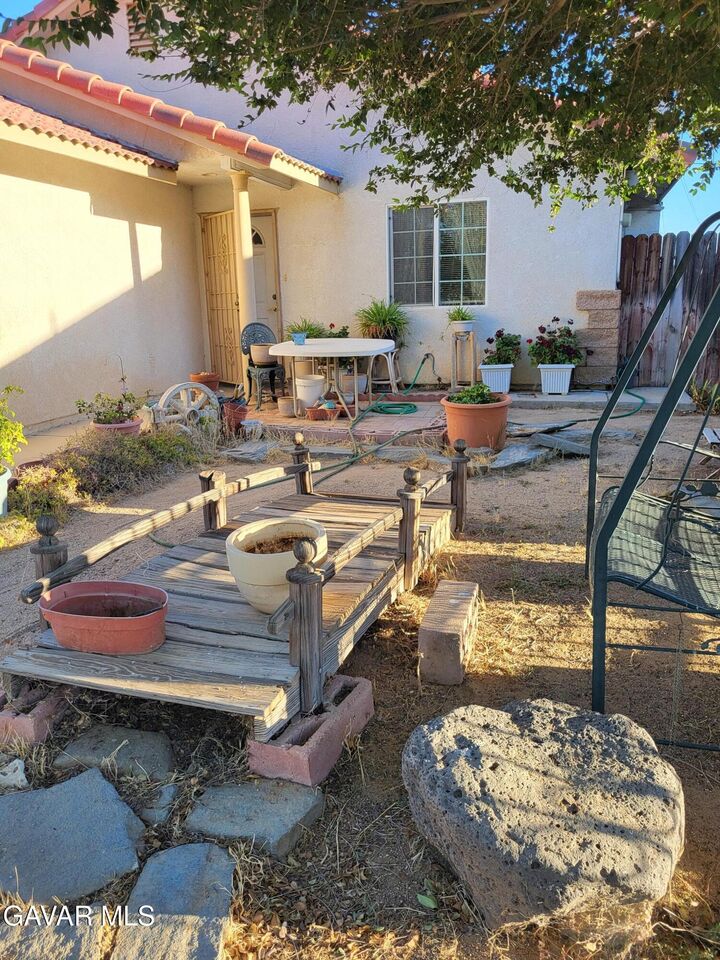 Property Photo: 8824 S Loop Boulevard CA 93505