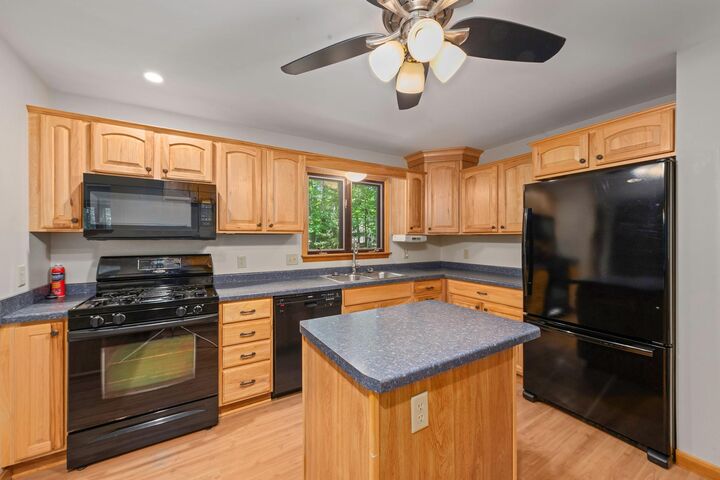 Property Photo:  2051 Pinewood Dr  WI 54521 