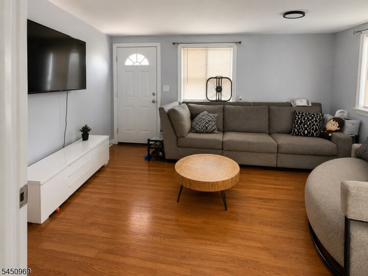 Property Photo:  42 Lake St 1  NJ 07017 