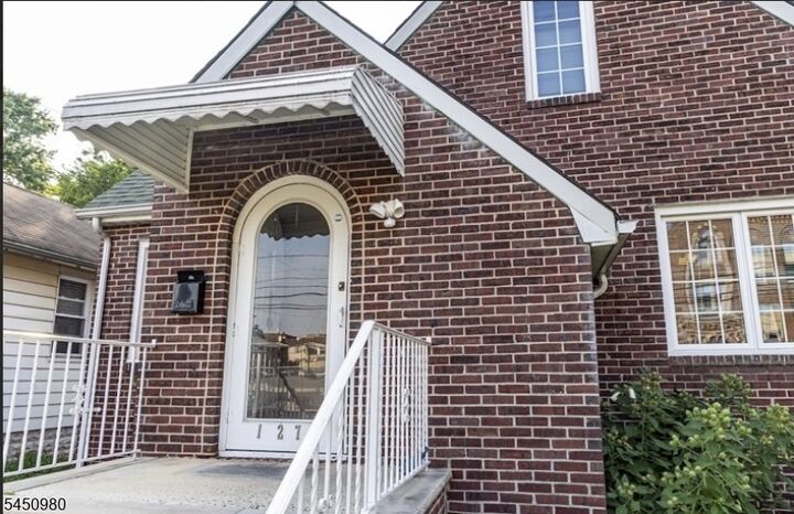 Property Photo: 127 Hussa St NJ 07036