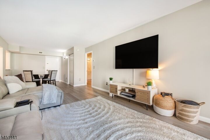 Property Photo:  521 Piermont Ave 119  NJ 07675 