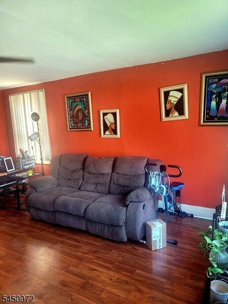 Property Photo: 148 Pineview Ter NJ 07062
