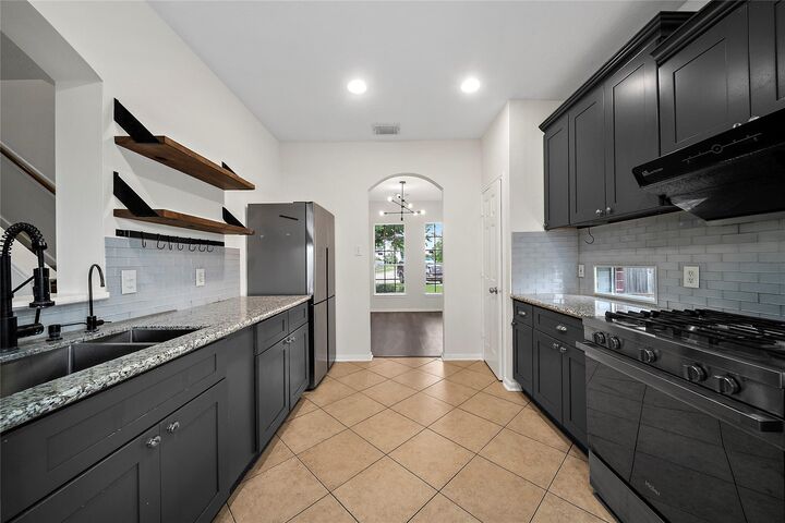 Property Photo:  3122 Glen Cullen Lane  TX 77584 