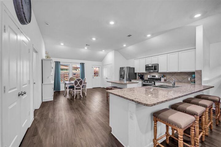 Property Photo:  4823 Chestnut Valley Lane  TX 77493 
