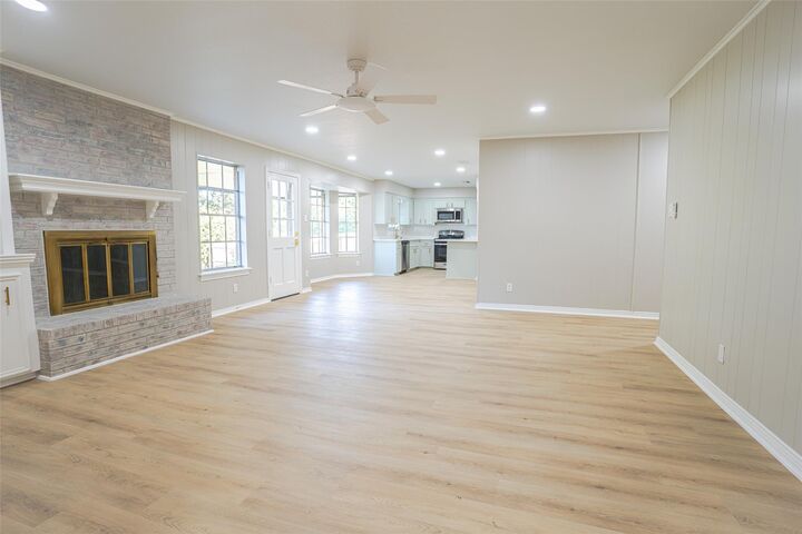 Property Photo:  1601 Westwind Dr  TX 77833 