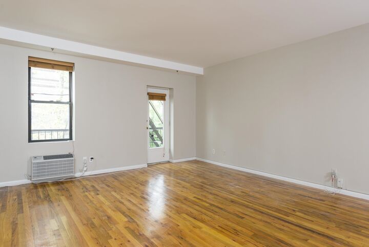 Property Photo:  11 Cuneo Pl 2D  NJ 07307 