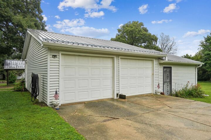 Property Photo:  32679 Cavalier Avenue  IA 52076 