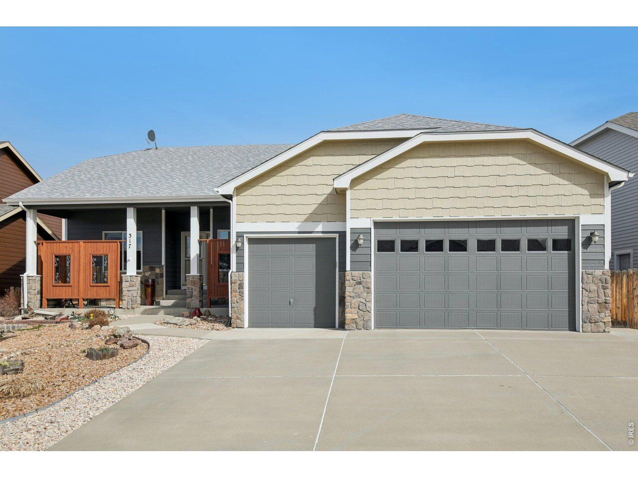 Property Photo:  317 Kirkland Ln  CO 80534 