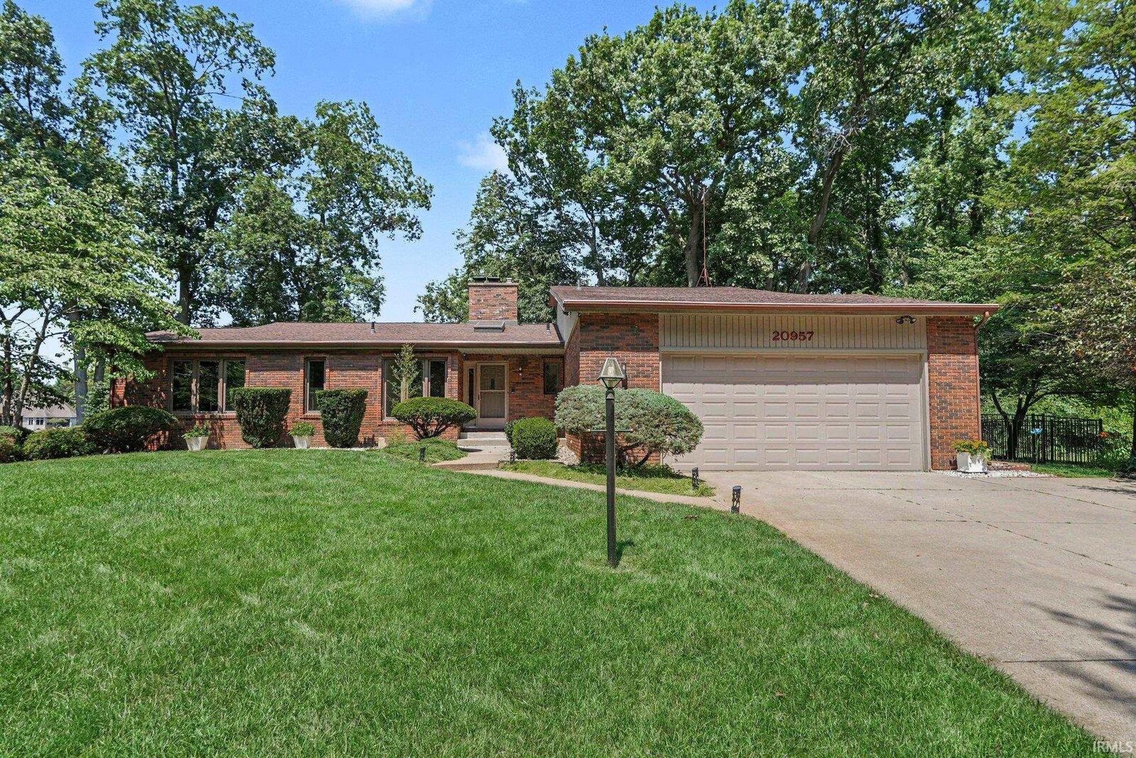 Property Photo: 20957 Riverbrook Lane IN 46507