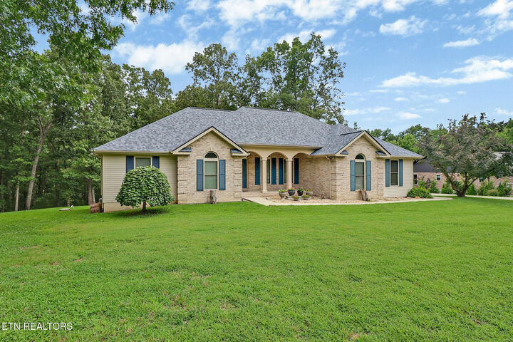 Property Photo: 564 Cumberland View Drive TN 38571