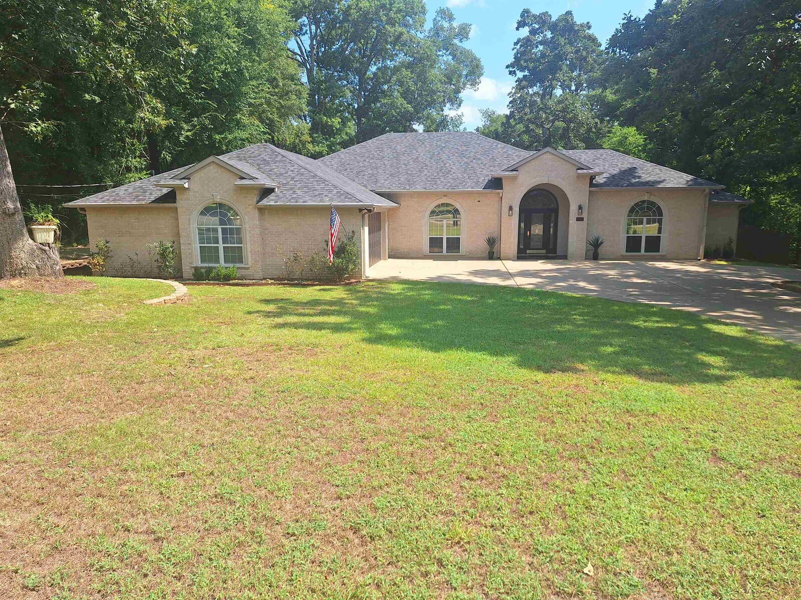 Property Photo:  1804 W Lake Dr  TX 75647 